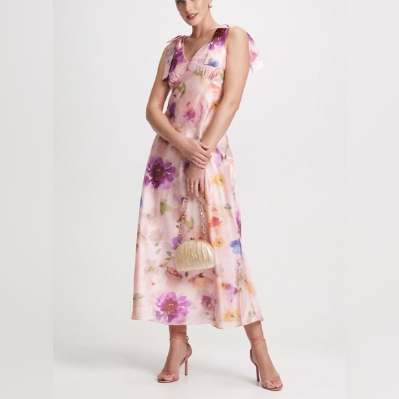 Maison Tara V Neck Pink Watercolor Floral Maxi Dress with Bow Straps size 6 $148 - Picture 3 of 16